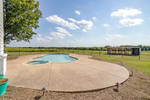 2101 Alsdorf Rd, Ennis, TX 75119 - Photo 33