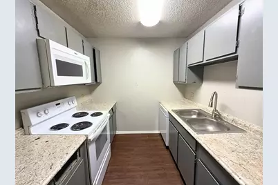 219 Fry Street #12, Denton, TX 76201 - Photo 7