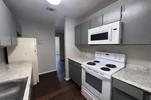 219 Fry St, Denton, TX 76201 - Photo 7