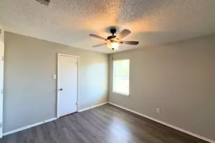 219 Fry St, Denton, TX 76201 - Photo 11