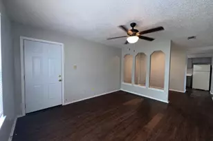 219 Fry St, Denton, TX 76201 - Photo 7