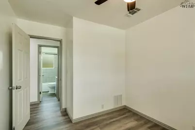 1600 Central Freeway, Wichita Falls, TX 76306 - Photo 17