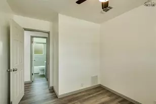 1600 Central Freeway, Wichita Falls, TX 76306 - Photo 17