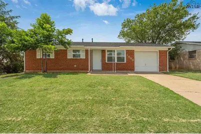 1600 Central Freeway, Wichita Falls, TX 76306 - Photo 1