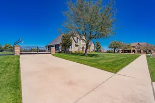 13 Kensington Dr, Heath, TX 75032 - Photo 3