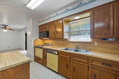 11114 Quail Run Street, Dallas, TX 75238 - Photo 11