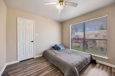 19491 E Market, Mabank, TX 75147 - Photo 13