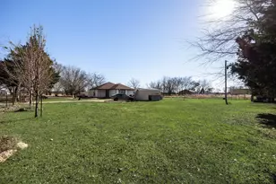 19491 E Market, Mabank, TX 75147 - Photo 23