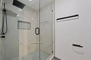 1023 Auburn Dr, Arlington, TX 76012 - Photo 17