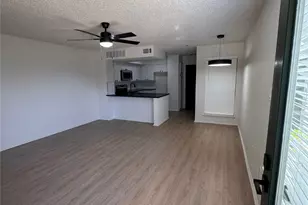 2305 Basil Dr, Arlington, TX 76006 - Photo 3