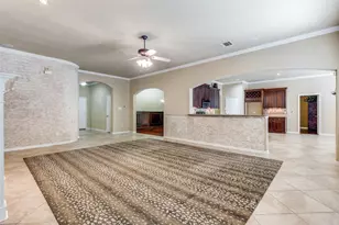 11029 Owl Creek Dr, Fort Worth, TX 76179 - Photo 5