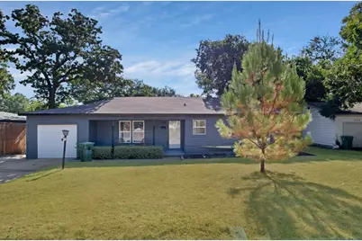 552 Norwood Drive, Hurst, TX 76053 - Photo 3