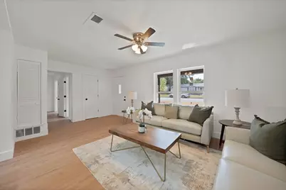 552 Norwood Drive, Hurst, TX 76053 - Photo 9