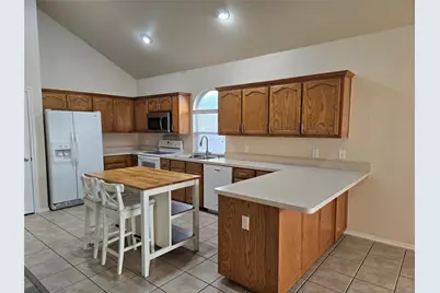 624 Caravan Drive, Fort Worth, TX 76131 - Photo 9