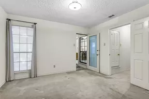 1013 Canyon Ridge Dr, DeSoto, TX 75115 - Photo 23