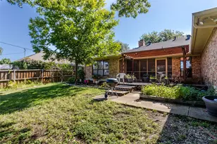 1013 Canyon Ridge Dr, DeSoto, TX 75115 - Photo 35