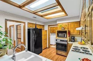 1013 Canyon Ridge Dr, DeSoto, TX 75115 - Photo 13