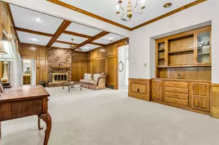 1013 Canyon Ridge Dr, DeSoto, TX 75115 - Photo 9