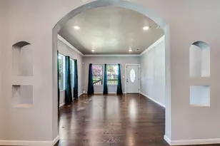 2420 N Beaton St, Corsicana, TX 75110 - Photo 7