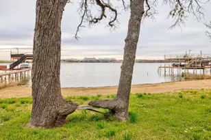 7201 Plover Cir, Fort Worth, TX 76135 - Photo 19