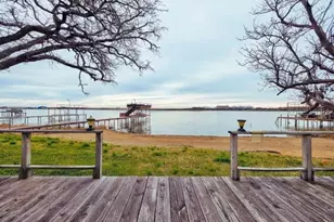 7201 Plover Cir, Fort Worth, TX 76135 - Photo 23