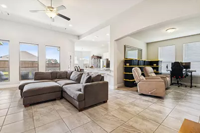 706 Buffalo Creek Drive, Cleburne, TX 76033 - Photo 3