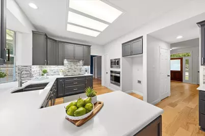 6211 Fox Hunt Drive, Arlington, TX 76001 - Photo 7