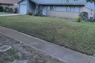 446 Oriole Cir, Duncanville, TX 75116 - Photo 1