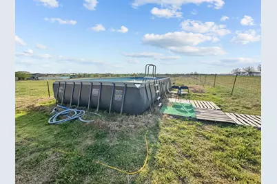 303 Mesa Ridge, Decatur, TX 76234 - Photo 21