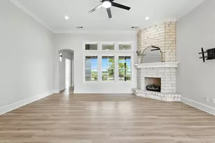 202 Connor Pl, Sulphur Springs, TX 75482 - Photo 5