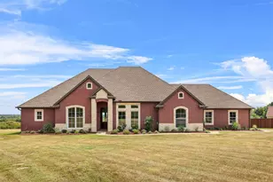 202 Connor Pl, Sulphur Springs, TX 75482 - Photo 1