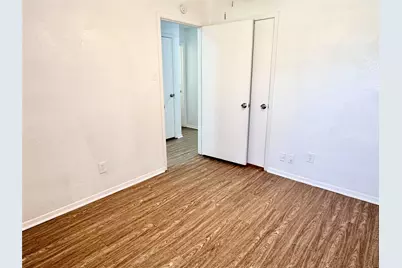 7554 Boxwood Court, Fort Worth, TX 76133 - Photo 9