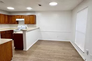 7554 Boxwood Ct, Fort Worth, TX 76133 - Photo 7