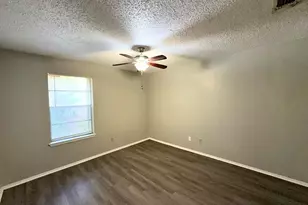 219 Fry St, Denton, TX 76201 - Photo 11