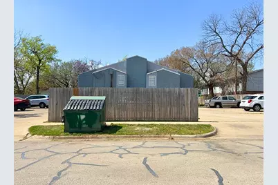 219 Fry Street #6, Denton, TX 76201 - Photo 21
