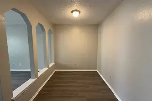 219 Fry St, Denton, TX 76201 - Photo 9