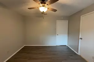 219 Fry St, Denton, TX 76201 - Photo 17