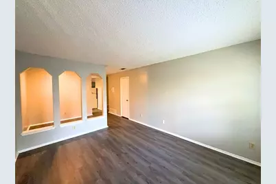 219 Fry Street #6, Denton, TX 76201 - Photo 5