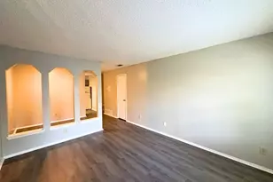 219 Fry St, Denton, TX 76201 - Photo 5