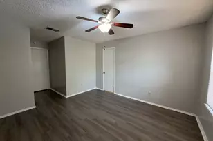 219 Fry St, Denton, TX 76201 - Photo 13