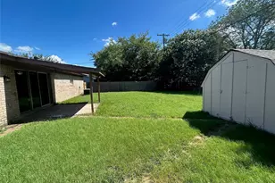 1210 S Clark Rd, Cedar Hill, TX 75104 - Photo 13