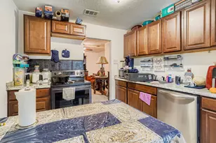 3750 Sydney St, Fort Worth, TX 76119 - Photo 11