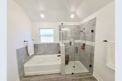 808 Tippit Lane, Greenville, TX 75402 - Photo 19