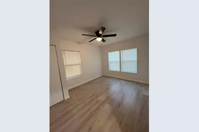 3919 Carl Street, Dallas, TX 75210 - Photo 3