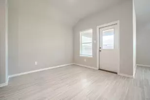 8313 Hollymead Ln, Fort Worth, TX 76131 - Photo 23