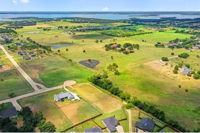 435 Massey Road, Pilot Point, TX 76258 - Photo 13