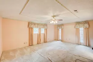 605 E Spring Valley Rd, Richardson, TX 75081 - Photo 15