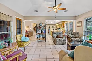 1720 N Collegiate Dr, Paris, TX 75460 - Photo 9