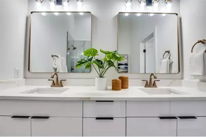 631 N Tyler Street #303, Dallas, TX 75208 - Photo 23