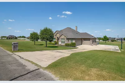 105 Legacy Downs Drive, Fort Worth, TX 76126 - Photo 29